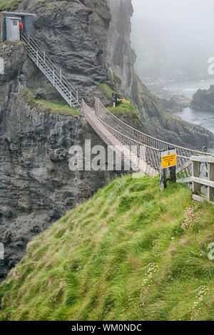 Ein Bild der Seilbrücke bei Carrick ein Reed Nord Irland Stockfoto