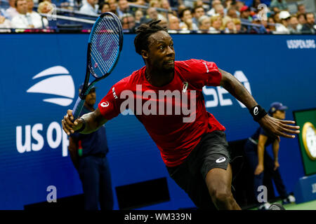 New York, USA. 04 Sep, 2019. Gael Monfils von Frankreich während seinem Match gegen Matteo Berrettini von Italien im Arthur Ashe Stadium am USTA Billie Jean King National Tennis Center am 04. September 2019 in New York City Credit: Unabhängige Fotoagentur/Alamy leben Nachrichten Stockfoto