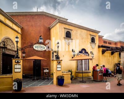 Ansicht des Epcot Themenpark in Disney World in Orlando, Florida. Epcot ist einer der größten Themenparks im Park. Stockfoto