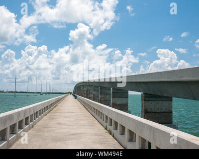 Blick auf Seven Miles Bridge in Key West, Florida, USA. Stockfoto