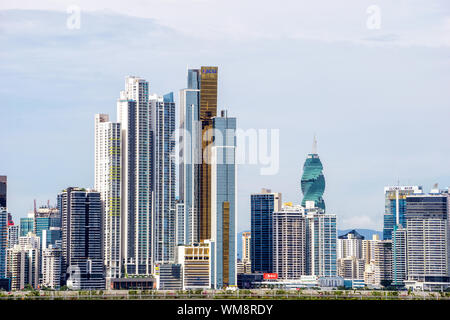 Panama City, Panama Skyline aus über die Bucht Stockfoto