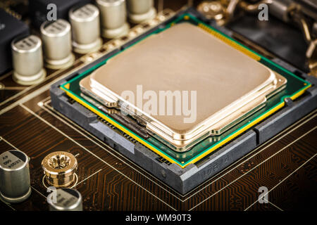 Moderner Prozessor und Motherboard für einen Computer zu Hause Stockfoto
