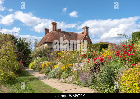 Great Dixter Garten und Haus, das Zuhause des berühmten Gartendesigners und Schriftstellers, des verstorbenen Christopher Lloyd, Northiam, East Sussex, Großbritannien Stockfoto