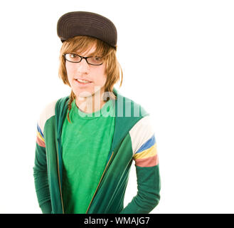 Teenager in Jacke und Ball Cap auf weißem Hintergrund Stockfoto