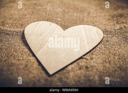 Symbolische Herz liegt auf einem Hintergrund mit Platz für Ihren text Stockfoto