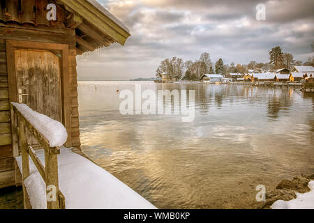 Ein Bild der Starnberger See in Bayern Deutschland - Tutzing winter Stockfoto