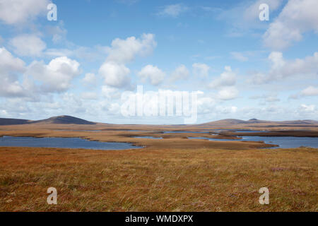 Lochan Landschaft im Inneren der Insel North Uist, Äußere Hebriden, Schottland. Stockfoto