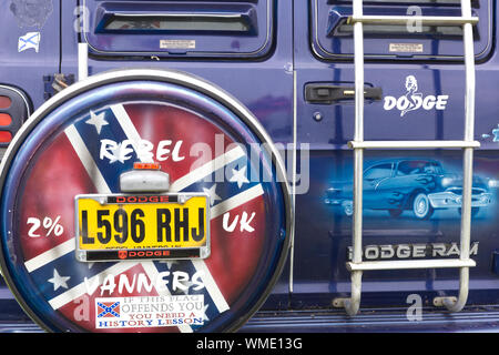 Rebel vanners, Dodge Ram. Wenn das Sie beleidigt, benötigen Sie eine Geschichte Lektion Stockfoto