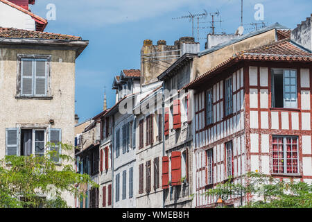 Historische und kulturelle Zentrum der Stadt Bayonne, Pyrenäen, Frankreich Stockfoto