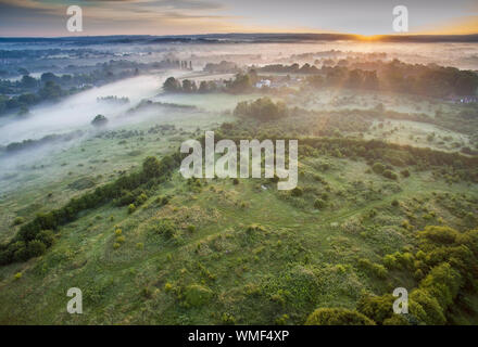 Eine 26 ha große Grünfläche im ländlichen Lindfield, West Sussex, bekannt als Scamp's Hill, auf der 200 Häuser vom Entwickler Wates gebaut werden sollen. Stockfoto