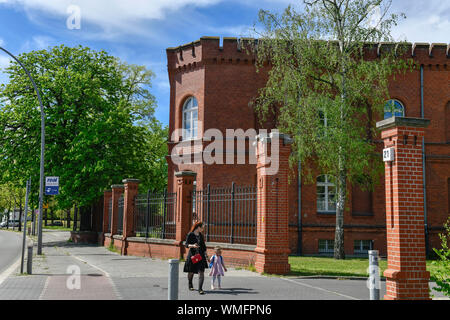 Ehemalige Train-Kaserne, Smuts Barracks, Wilhelmstraße, Wilhelmstadt, Spandau, Berlin, Deutschland Stockfoto