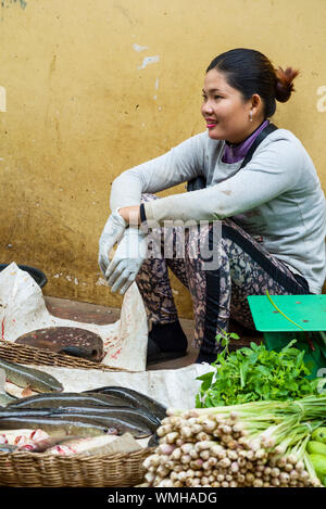 Gemüse in Pshar Leu Markt, Siem Reap, Kambodscha verkauft Stockfoto