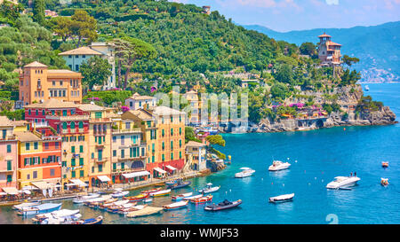 Panorama der Stadt Portofino - Luxus Resort an der italienischen Riviera in Ligurien, Italien Stockfoto