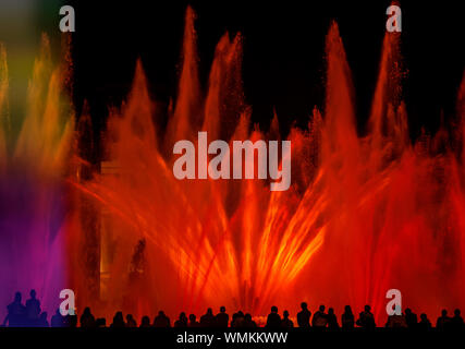 Barcelona Spanien Brunnen Farbe Abend Show Stockfoto