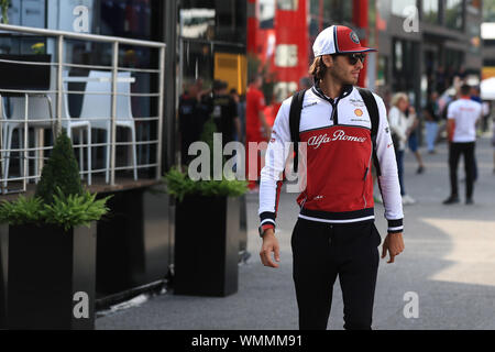 Monza, Italien. 5. September 2019; Autodromo Nazionale Monza, Italien; Formel 1 Grand Prix von Italien, team Anreise Tag; Alfa Romeo Racing, Antonio Giovinazzi - redaktionelle Verwendung. Credit: Aktion Plus Sport Bilder/Alamy leben Nachrichten Stockfoto