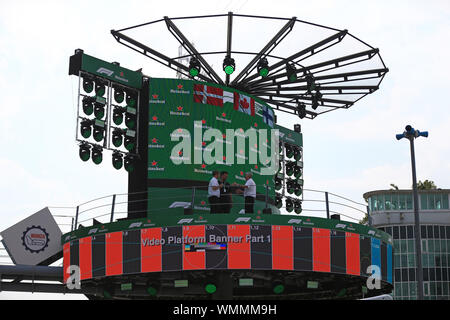 Monza, Italien. 5. September 2019; Autodromo Nazionale Monza, Italien; Formel 1 Grand Prix von Italien, team Anreise Tag; Neue Podium Setup - redaktionelle Verwendung. Credit: Aktion Plus Sport Bilder/Alamy leben Nachrichten Stockfoto