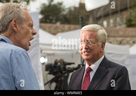 College Green, Westminster, London, Großbritannien. 5. Sep 2019. Sir Michael Fallon, der Konservativen, auf College Green, Westminster. Credit: Penelope Barritt/Alamy leben Nachrichten Stockfoto