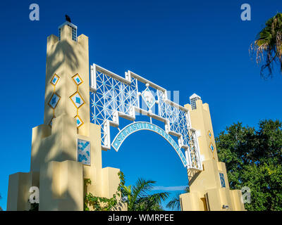 Eingang Bayfront Park an der Küste von Sarasota Florida Stockfoto