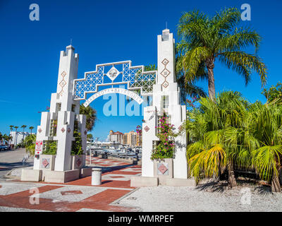 Eingang Bayfront Park an der Küste von Sarasota Florida Stockfoto