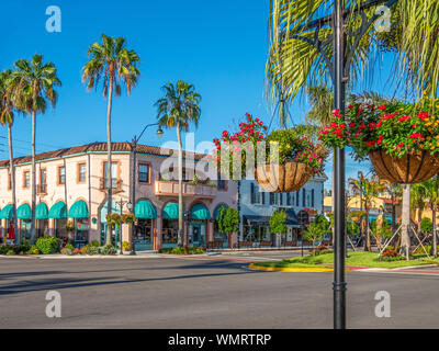 West Venedig Avenue in der Innenstadt von Venedig Florida Shopping- und Entertainmentviertel. Stockfoto