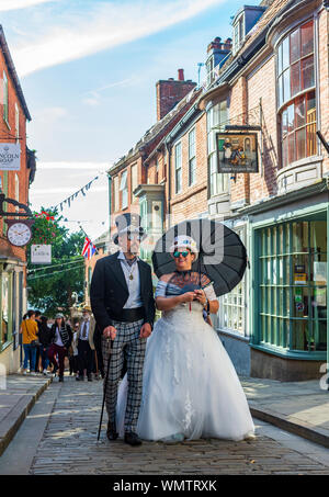 Lincoln, Lincolnshire, England, UK - Der größte Asyl Steampunk Festival auf der Erde befindet sich in der Stadt Lincoln gehalten Stockfoto