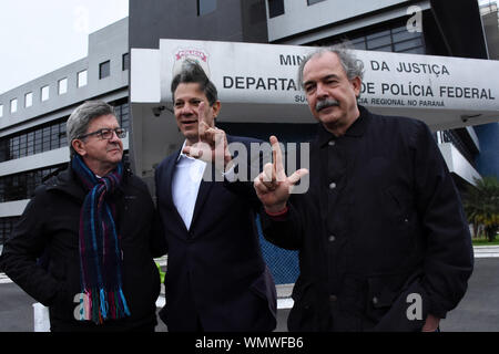 Curitiba, Brasilien. 05 Sep, 2019. Präsidentschaft Fernando Haddad und frühere Bildung MinisAloizio MercMercadante besucht auch Lula am Donnerstag. Credit: Everson Bressan/FotoArena/Alamy leben Nachrichten Stockfoto