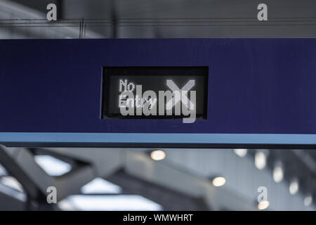 Keinen Eintrag Anmelden Bahnhof London Bridge. Stockfoto