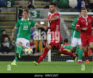 Nationale Fußball-Stadion im Windsor Park, Belfast, Nordirland. 05. September 2019. im internationalen Fußball freundlich - Nordirland gegen Luxemburg. Aktion von heute Abend Spiel. Ethan Galbraith (22), die in Aktion für Nordirland. Credit: David Hunter/Alamy Leben Nachrichten. Stockfoto