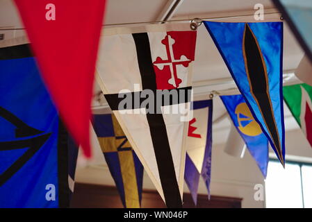 Yachting Fähnchen. Chesapeake Bay Maritime Museum, St. Michaels, Maryland, Vereinigte Staaten von Amerika. Stockfoto