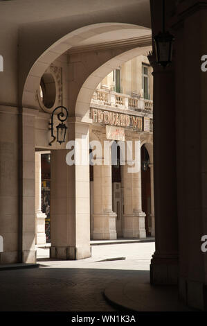 Paris, Rue & Place Edouard VII Stockfoto