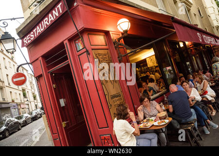 Butte-aux-Cailles ist der Name eines Hügels (franz. Butte) in Paris. Er Balatonfüred im 13. Arrondissement. Dieses mit der Place d'Italie gelegene frühere Stockfoto