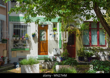 Paris, Cité Florale (Rue des Orchidees, Rue des Glycines, Rue des Volubilis, Rue des Liserons): Zwischen der rue Boussingault, sterben Auguste Lancon Stra Stockfoto