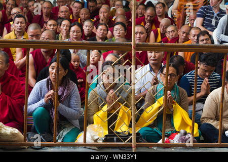 Dharamshala, Indien. 05 Sep, 2019. Tibeter im Exil und tibetische Anhänger in der ganzen Welt hören die Lehre angesichts seiner Heiligkeit des Dalai Lama die Vier Edlen Wahrheiten und die sechzehn Eigenschaften (denpa Shi, mitak Sok chudruk) & die Thirty-Seven Faktoren der Erleuchtung (jangchok sodun) sowie Nagarjunas Kommentar auf Bodhicitta (jangchup semdrel) morgens auf Antrag einer Gruppe aus Asien. (Foto von shailesh Bhatnagar/Pacific Press) Quelle: Pacific Press Agency/Alamy leben Nachrichten Stockfoto