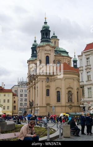 Sankt Nikolaus Kirche in Prag, Tschechische Republik Stockfoto