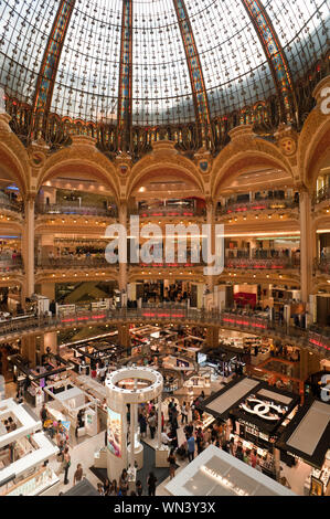 Paris, Galeries Lafayette Stockfoto