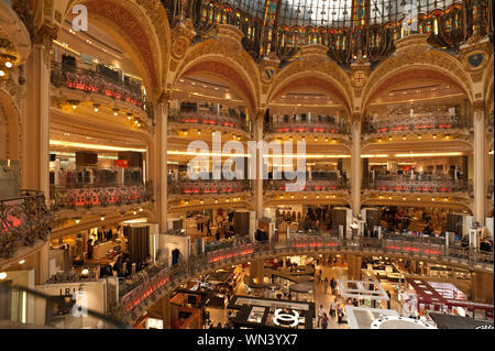 Paris, Galeries Lafayette Stockfoto