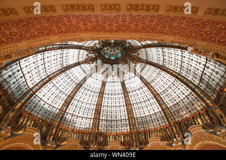 Paris, Galeries Lafayette Stockfoto