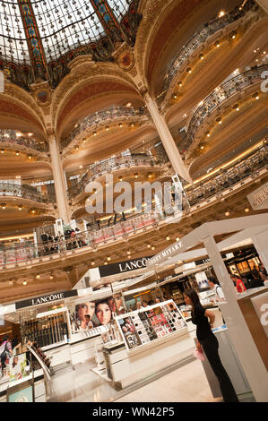 Paris, Galeries Lafayette Stockfoto