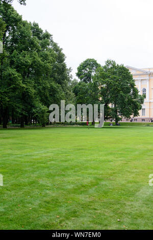 Michailowski Garten in St. Petersburg, Russland Stockfoto