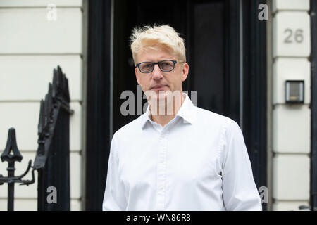 London, Großbritannien. 06 Sep, 2019. Jo Johnson, Bruder von Boris Johnson, sprach außerhalb seines Hauses heute morgen und gab seine Unterstützung für die Regierung. Gestern trat er als Universitäten Minister. Credit: Tommy London/Alamy leben Nachrichten Stockfoto