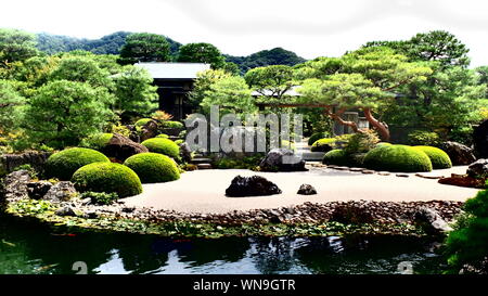 Adachi Museum für Kunst und Garten - Japanische Kunst und Gärten Stockfoto