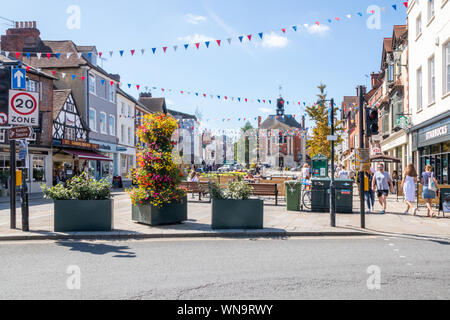 Henley auf Themse, England - 23. August 2019: Fußgängerzone in der Innenstadt. Die Stadt ist in Berkshire. Stockfoto