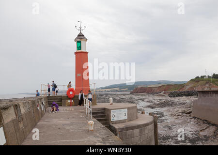 Watchet Watchet Hafen Leuchtturm, Somerset Stockfoto