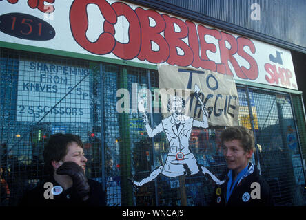 People's March for Jobs Right to Work Rally Liverpool Lancashire UK.1981 1980S Mrs Margaret Thatcher Bildnis. HOMER SYKES Stockfoto