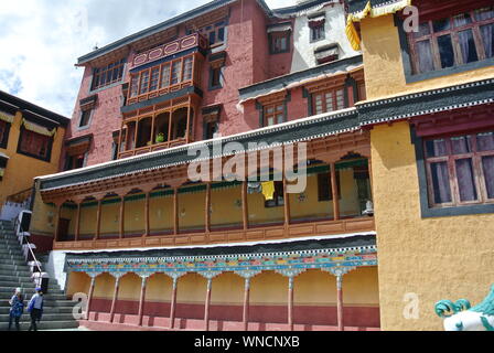 Die shey Kloster oder Gompa und Shey Palast Komplex sind Strukturen befindet sich auf einer Anhöhe in Shey, 15 Kilometer südlich von Leh in Ladakh. Stockfoto