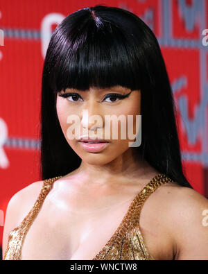 Los Angeles, USA. 30 Aug, 2015. (Datei) Nicki Minaj kündigt Ruhestand auf Twitter. LOS ANGELES, Ca, USA - 30. August: Rapper Nicki Minaj trägt einen Laborjoisie Kleid und Zoe Chicco Schmuck kommt an der 2015 MTV Video Music Awards bei Microsoft Theatre L.A. statt Live am 30. August 2015 in Los Angeles, Kalifornien, USA. (Foto von Xavier Collin/Image Press Agency) Quelle: Bild Presse Agentur/Alamy leben Nachrichten Stockfoto