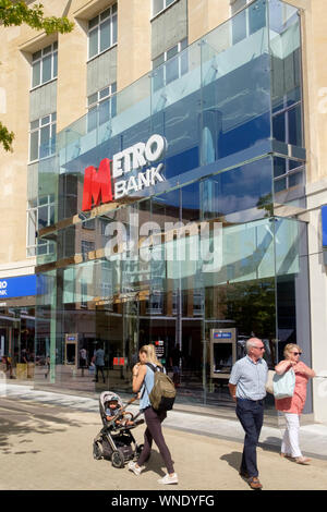 Der Zweig der Metro Bank in Broadmead Bristol UK Stockfoto