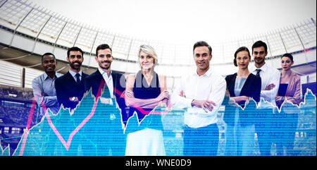 Das zusammengesetzte Bild der vielfältigen lächelnd Business Team Stockfoto