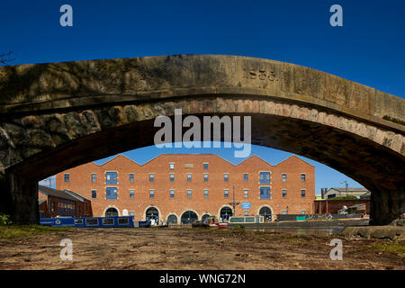 Tameside, Portland Basin Museum restauriert Lager Ashton-under-Lyne, Dukinfield Kreuzung Peak Wald Canal, Ashton Canal, Huddersfield schmalen Kanal Stockfoto