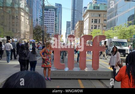 Atmosphäre während der 44Th Toronto International Film Festival, tiff, an der King Street in Toronto, Kanada, am 05. September 2019. | Verwendung weltweit Stockfoto